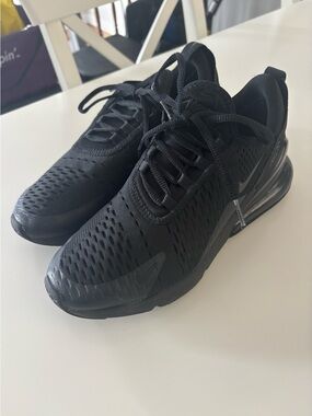 Nike Air Max 270